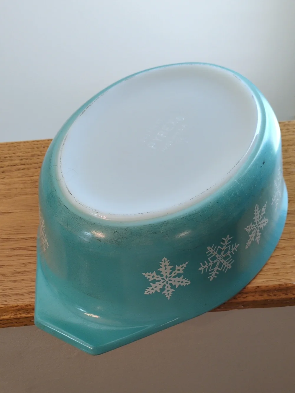 Pyrex stylish turquoise